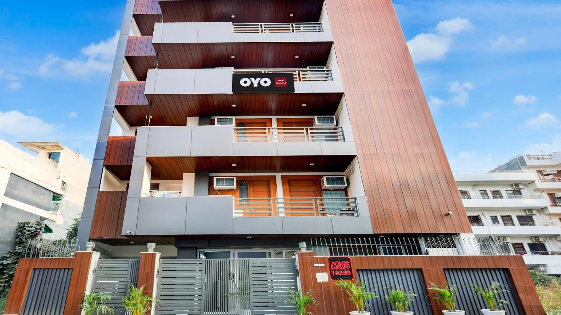 Super Hotel O A One Residency Gurgaon